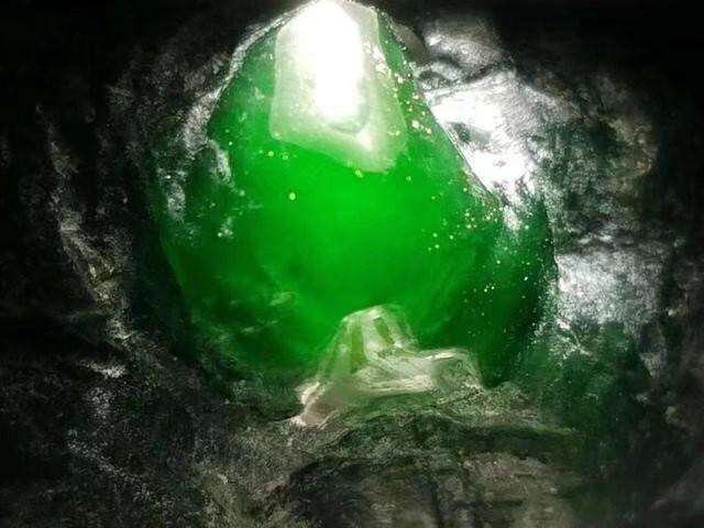 0a9150a3f2b290f541210653867f63dbx640x480x41.jpeg