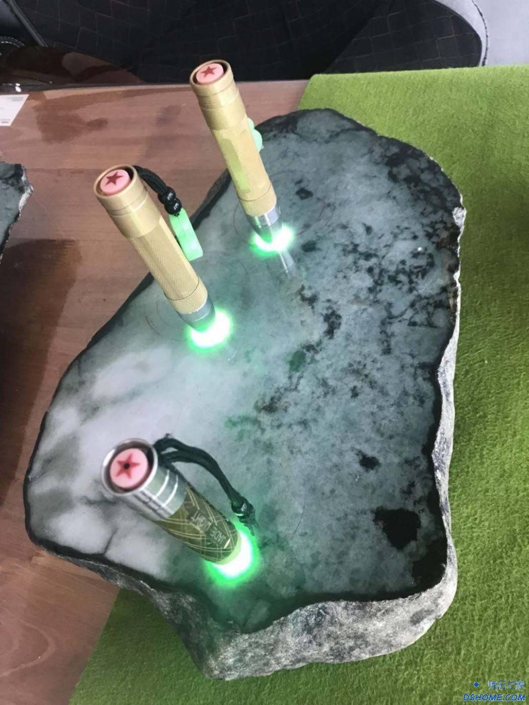 timgT68NYZ9G.jpg