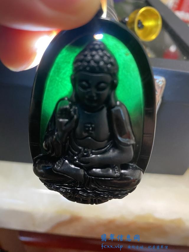 黑色的魅力一一墨翠-2.jpg