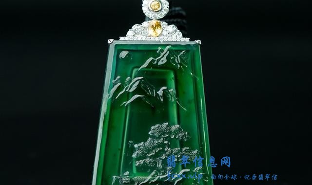想要挑选到好的翡翠手镯，来看看这些方法，其实特别简单的-1.jpg