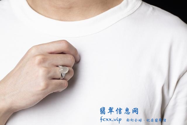 翡翠戒指虽然小，也不能忽略了保养-5.jpg