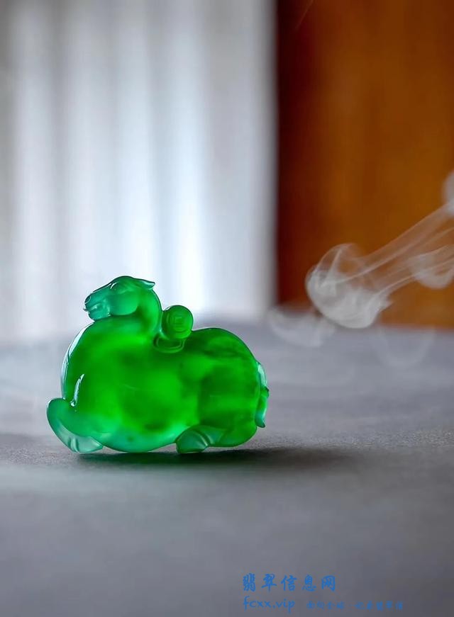 翡翠雕刻中讲究的3个规律5个细节，你注意到了吗？-5.jpg