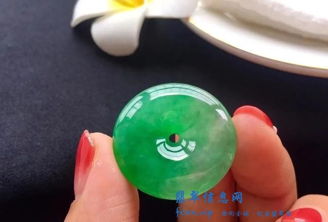 翡翠正确的鉴定方法，您一定要看看-5.jpg