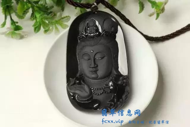 翡翠里的新贵族—墨翠-2.jpg