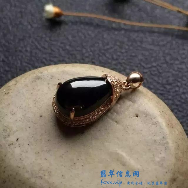 听说各类藏家都开始看好墨翠，墨翠值钱吗？-8.jpg