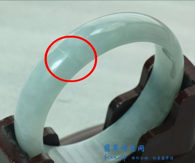 翡翠手镯应该怎么选？注意以下五点，让你轻轻松松地作出对的选择-16.jpg