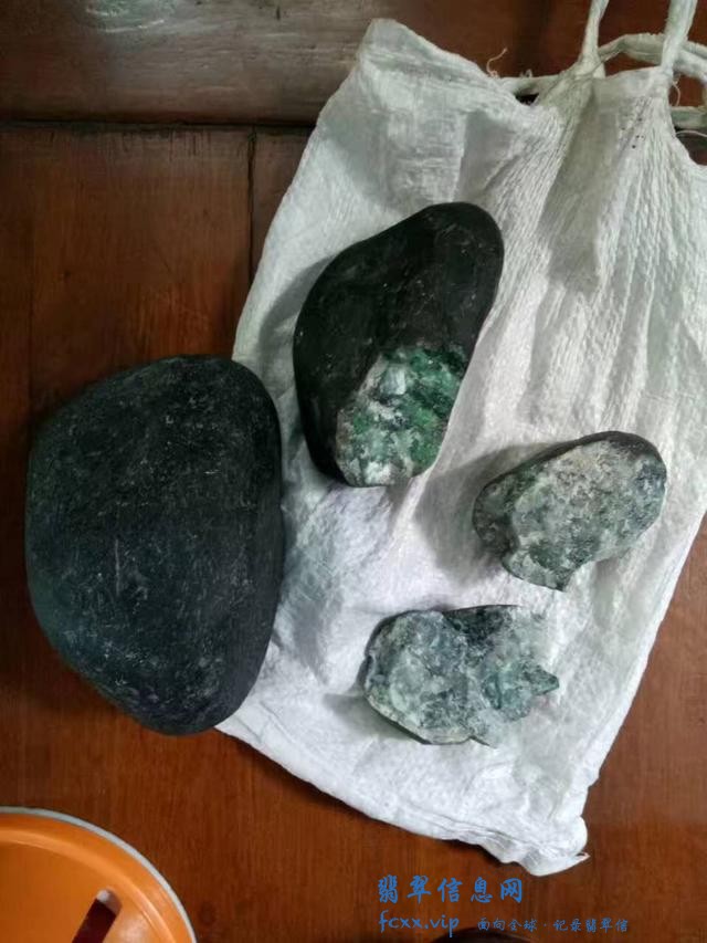 翡翠原石造假手段层出不穷，如何辨别成难题-5.jpg