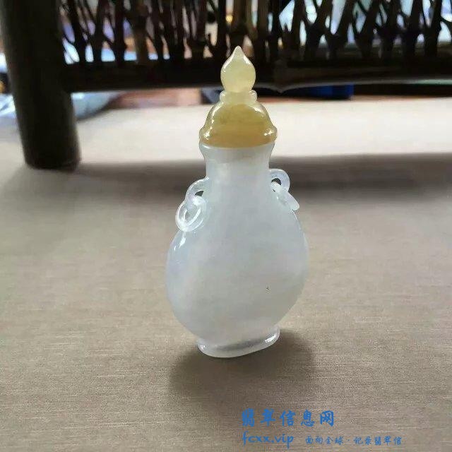 翡翠玉器雕刻技法——镂空雕刻-4.jpg