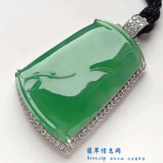翡翠的雕刻技巧对价格的影响-10.jpg