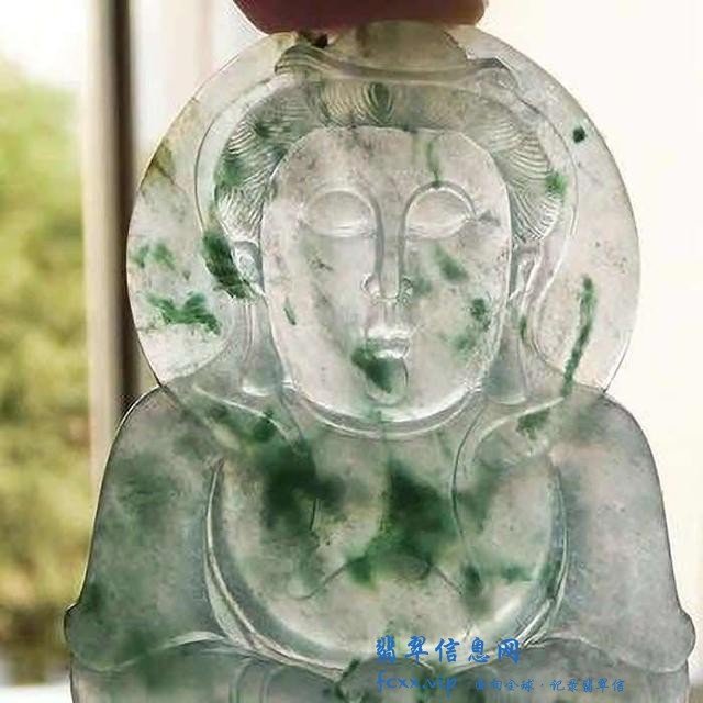 翡翠的雕刻技巧对价格的影响-12.jpg