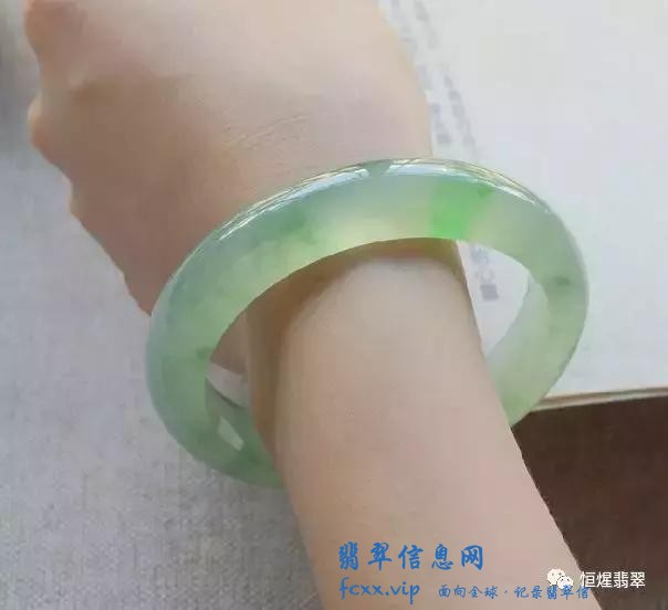 翡翠知识：常见的8种翡翠种水，您的是哪种？-4.jpg