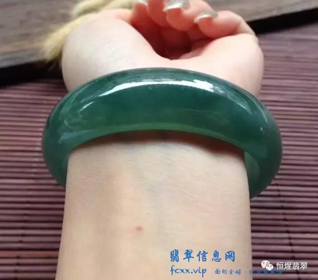 翡翠知识：常见的8种翡翠种水，您的是哪种？-7.jpg