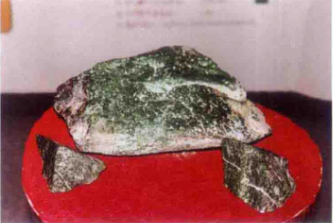 翡翠的原生矿与次生矿，哪一种更值钱？-2.jpg