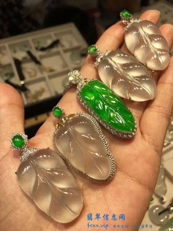 想要鉴别翡翠的真假？这四点缺一不可-1.jpg
