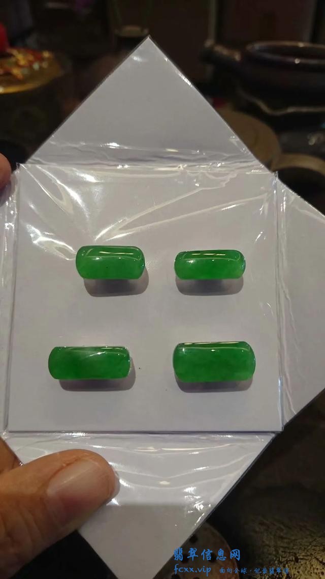 翡翠戒指的挑选，戴对了才是真的美-2.jpg