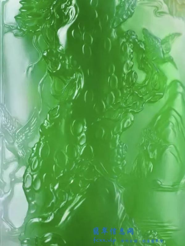 我是玉雕师，名师翡翠作品《山河无疆·松鹤延年》雕刻过程及评赏-13.jpg
