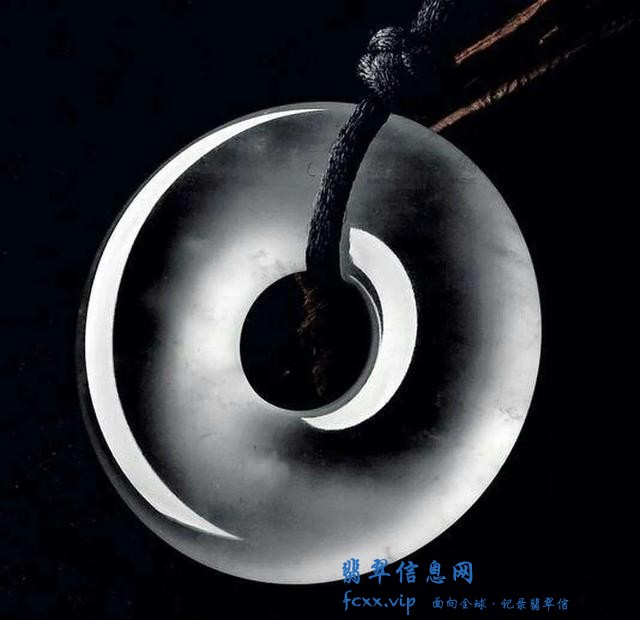 跟我学翡翠吧！（什么是冰种玻璃种翡翠？）-2.jpg