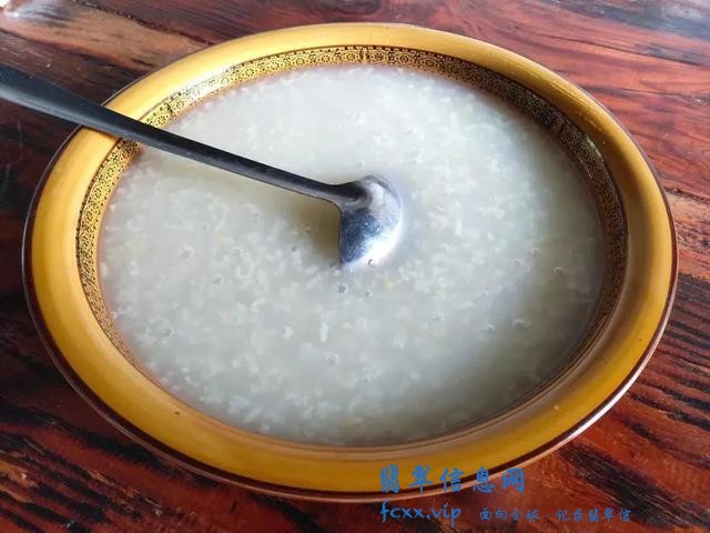 玩翡翠不懂种水真的好吗？-1.jpg