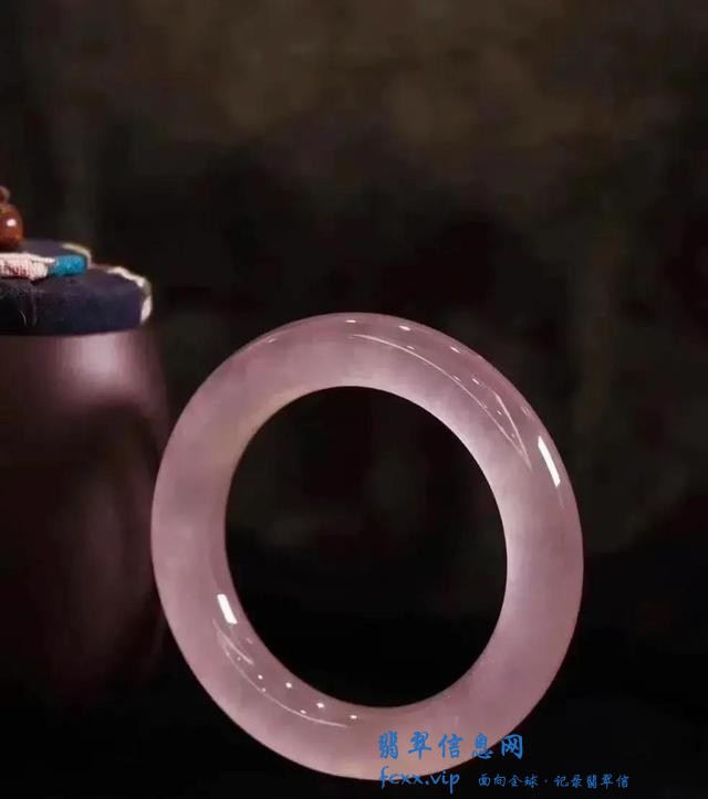 直观鉴别翡翠的品质-5.jpg