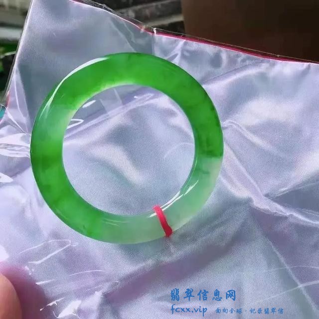 直观鉴别翡翠的品质-7.jpg