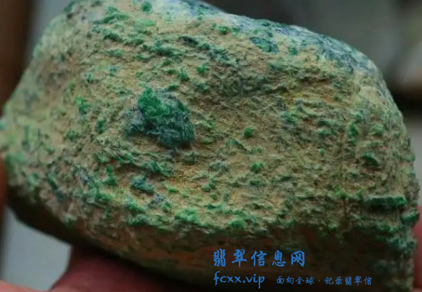 玩翡翠一定要知道的6个小知识-9.jpg