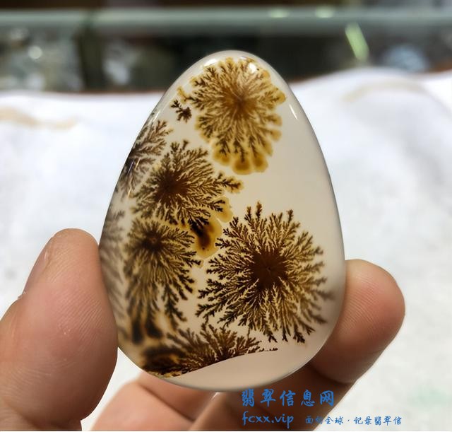 这几种玉石几乎没有造假，因为难度太高-7.jpg