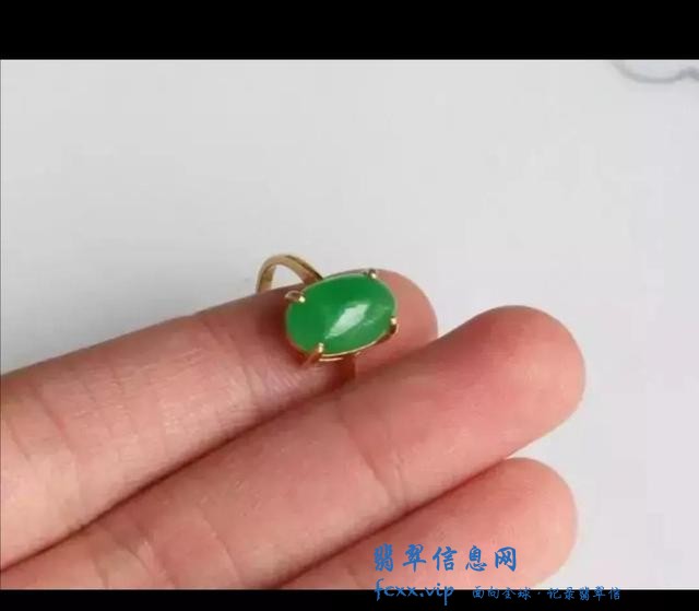​如何选择翡翠戒面、戒指-5.jpg