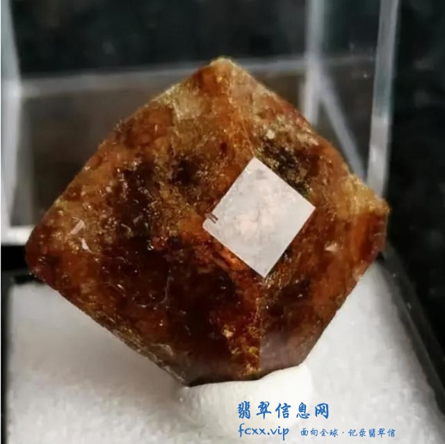 史上最全翡翠知识科普，看完秒懂-8.jpg