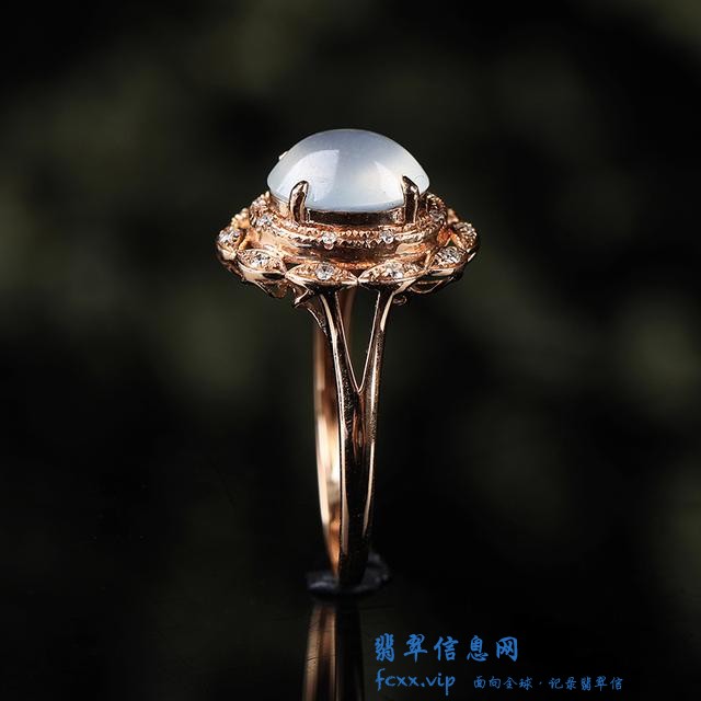 手粗手细都可以佩戴翡翠戒指，最重要是选对款式-10.jpg