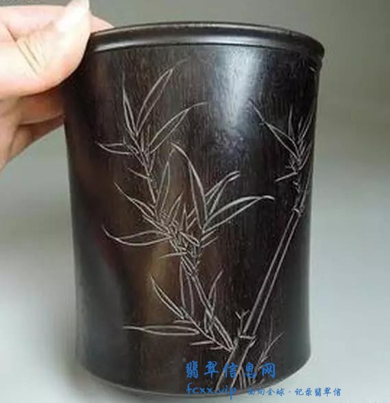 翡翠雕刻，高难度的阴雕技法-3.jpg