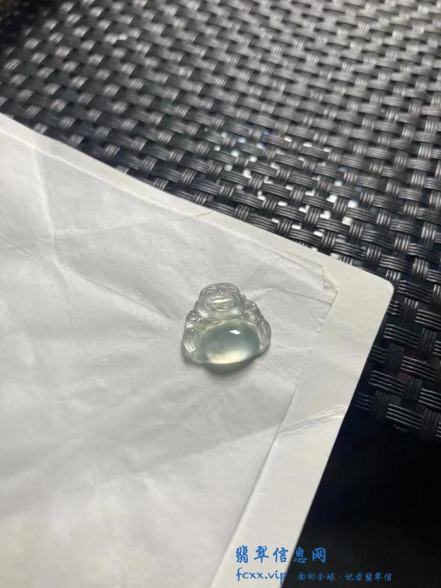 分享一款玻璃种小冰佛公-1.jpg