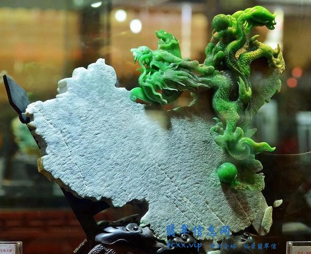 什么是翡翠的种水，什么样的种多少钱能买到？一分钟让你明白-3.jpg